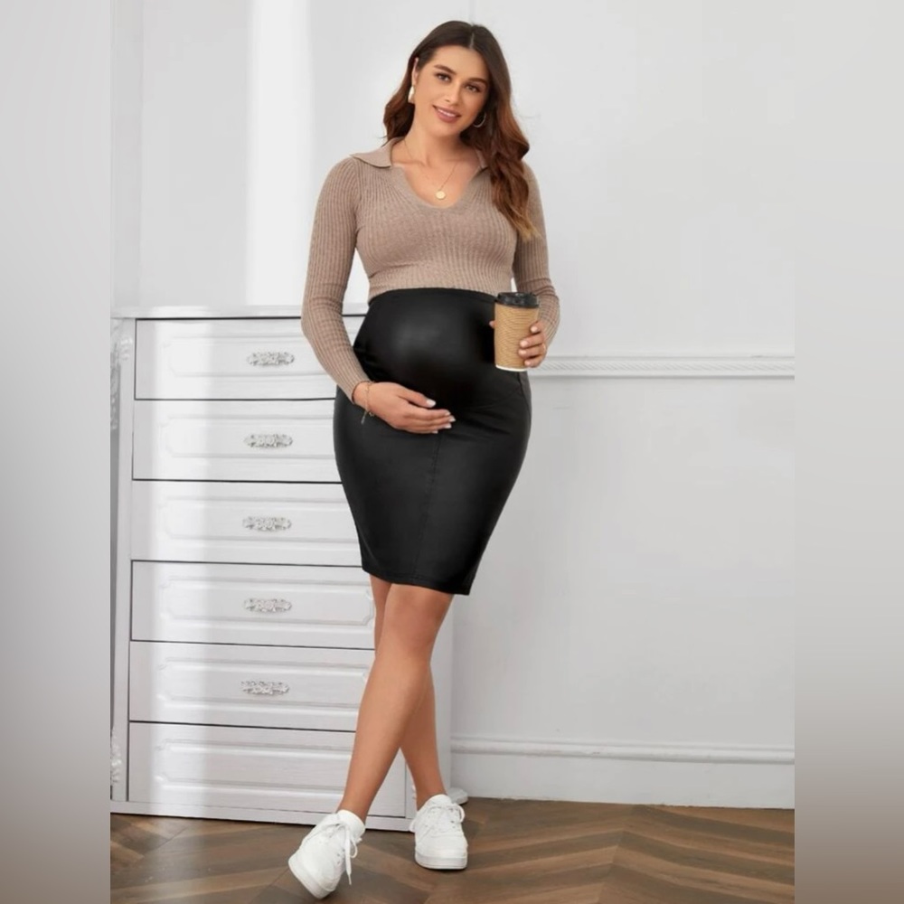 Faux leather maternity skirt. Brand new. Size XL
